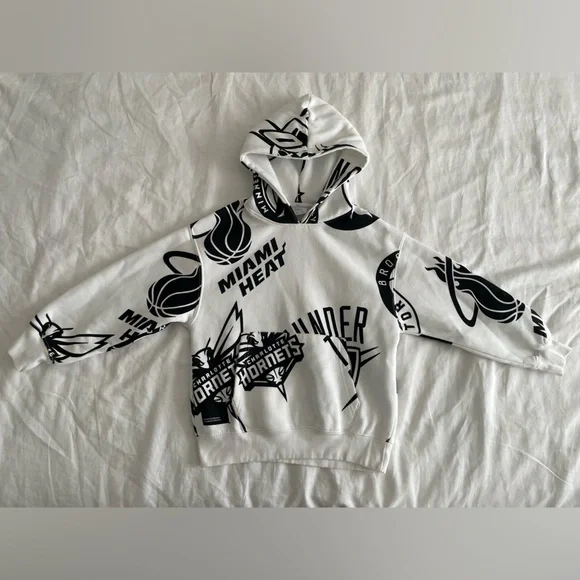 ZARA Eastern/Western NBA Conference Graphic Hoodie - Picture 3 of 5